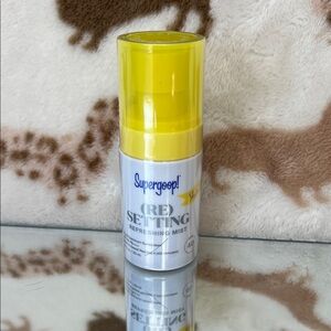 Supergoop! Refreshing Mist with Yellow Cap